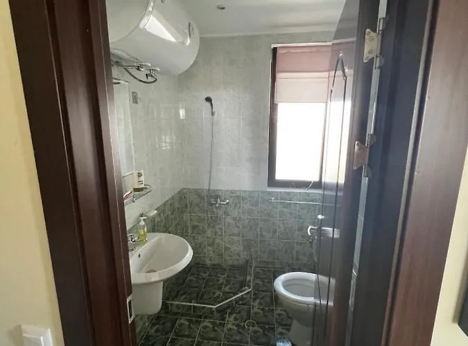 велика гардън - акация 6 Лозенец