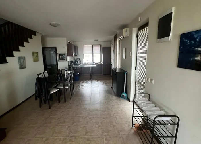 велика гардън - акация 6 Лозенец