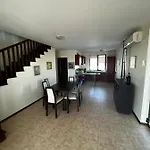 велика гардън - акация 6