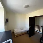 велика гардън - акация 6 别墅 洛泽内茨