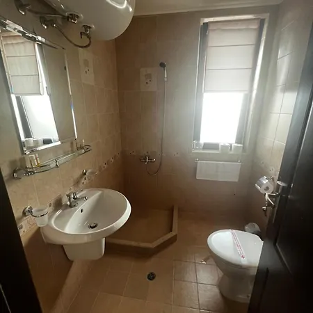 велика гардън - акация 6 *