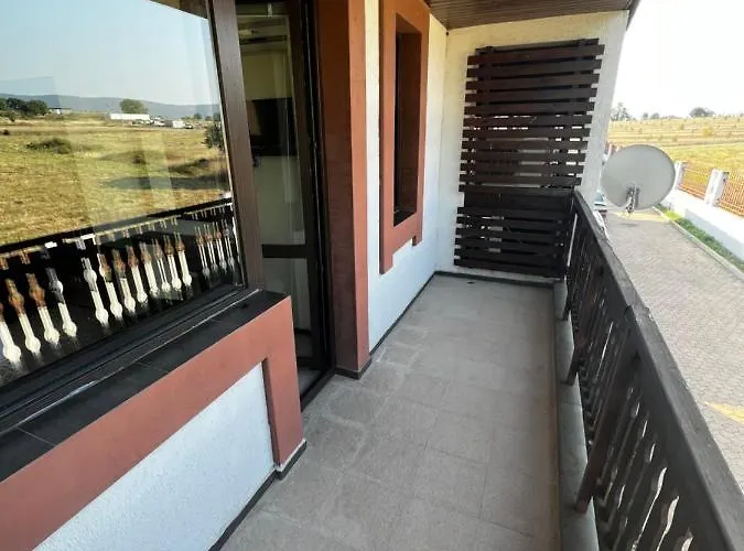 велика гардън - акация 6 * Lozenets